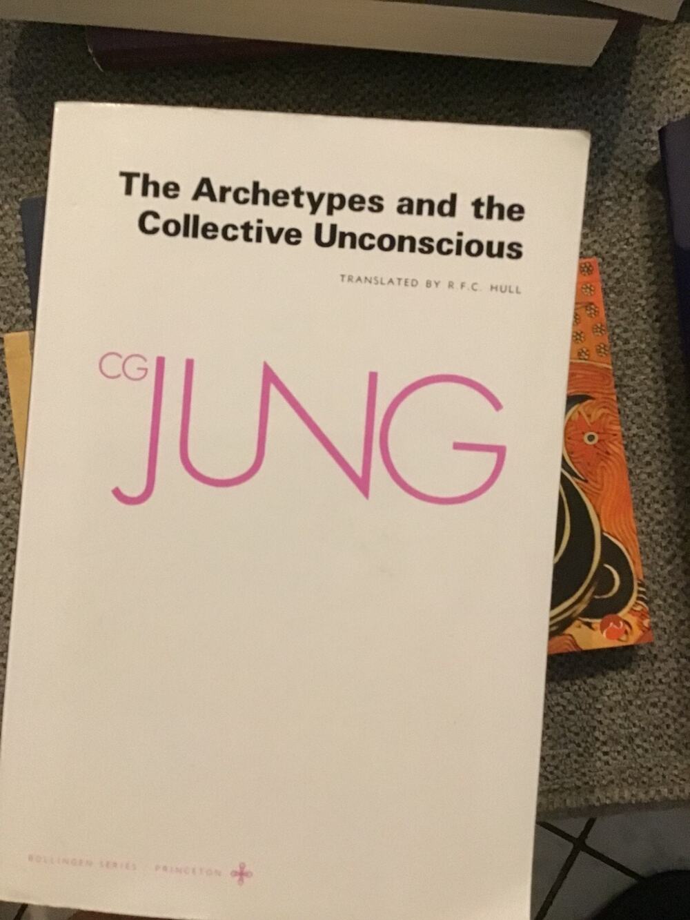 C. G. Jung, Volume 9 (Part 1) : Archetypes and the Collective